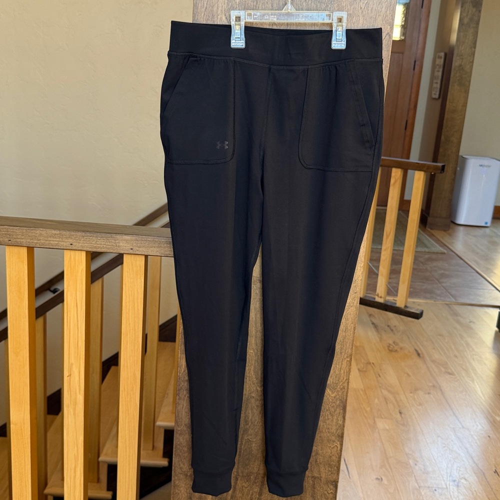 Under Armour Youth Large Black Joggers, Activewear, Athleisure